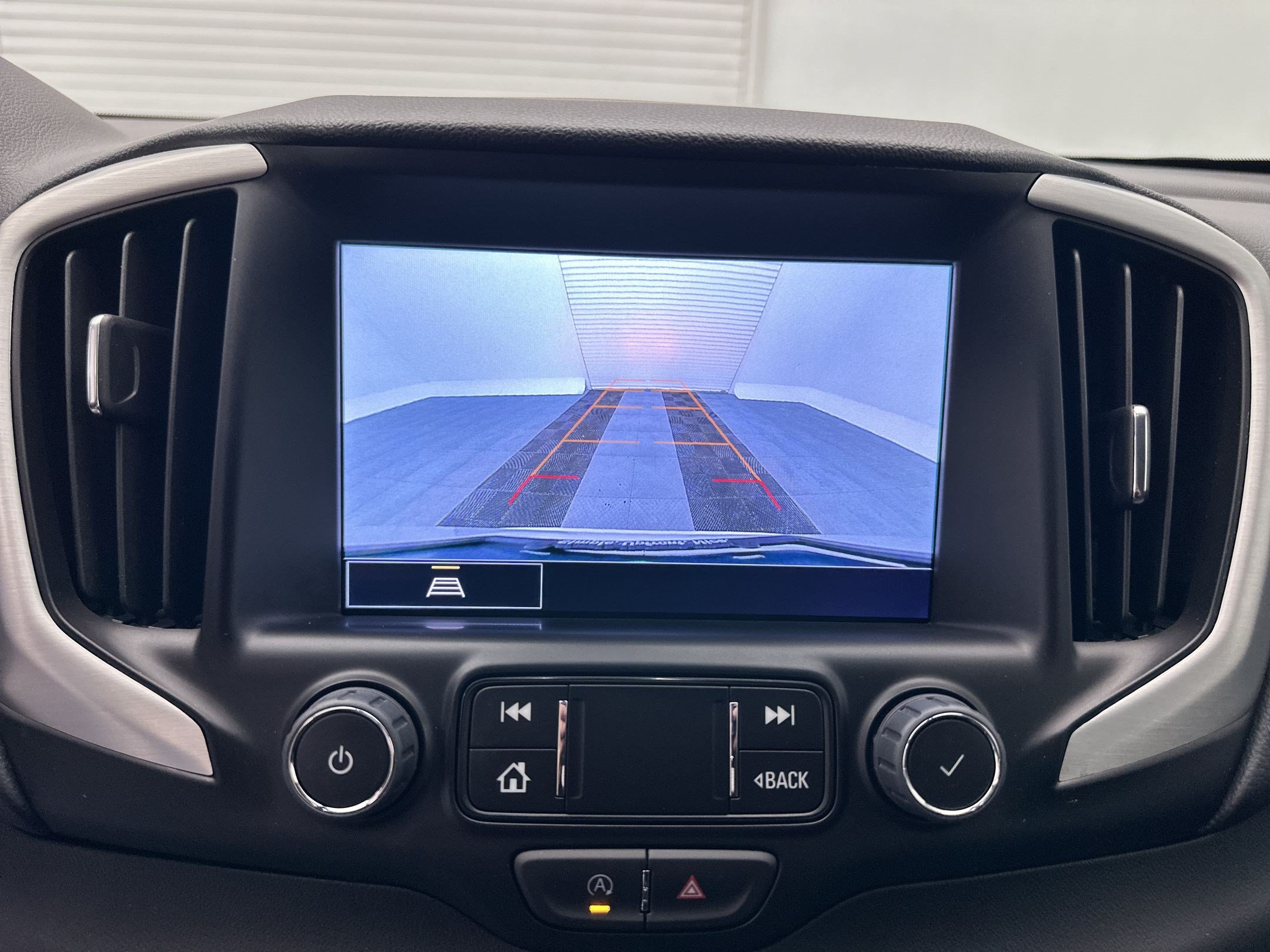 Certified 2024 GMC Terrain SLT AWD/4WD image 19