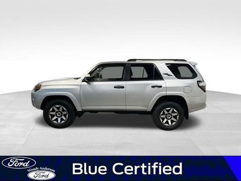 Used 2023 Toyota 4Runner TRD Off-Road image 3
