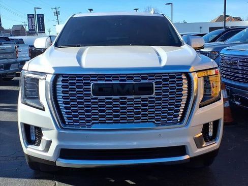 Certified 2024 GMC Yukon XL Denali image 2