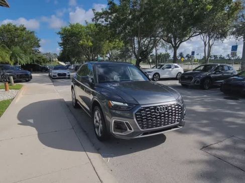 Certified 2023 Audi Q5 2.0T Premium w/ Convenience Package AWD/4WD image 2
