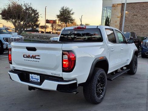 New 2026 GMC Canyon Elevation image 3