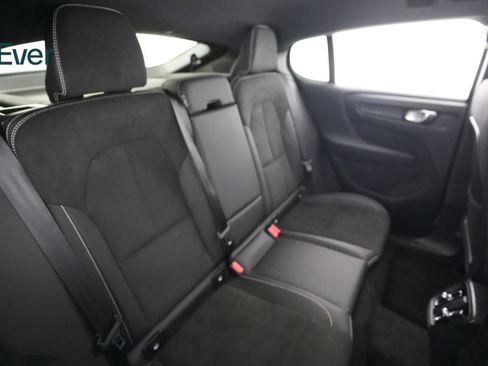 Used 2023 Volvo C40 P8 Recharge Plus AWD/4WD image 5