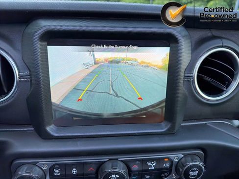 Certified 2022 Jeep Wrangler Unlimited Sahara w/ Cold Weather Group AWD/4WD image 90