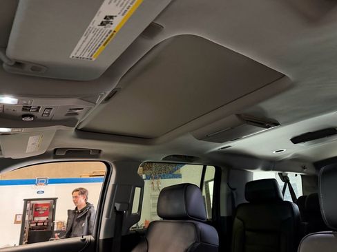 Used 2018 GMC Yukon XL Denali w/ Denali Ultimate Package image 13