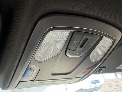 Used 2022 RAM 3500 Tradesman w/ Chrome Appearance Group image 32