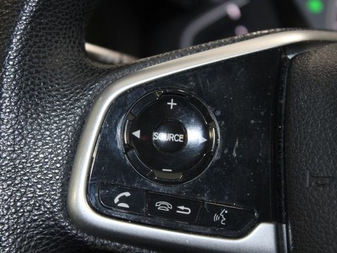 Used 2019 Honda CR-V LX image 18