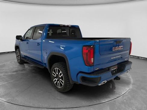 Used 2023 GMC Sierra 1500 AT4 w/ AT4 Premium Package AWD/4WD image 5