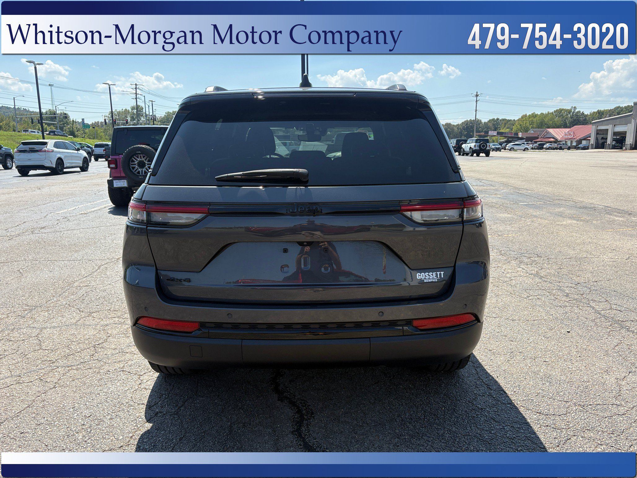 Used 2023 Jeep Grand Cherokee Altitude AWD/4WD image 6