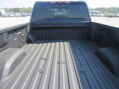 New 2026 GMC Sierra 3500 Denali w/ Denali Reserve Package image 7