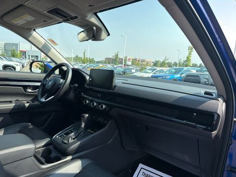 Used 2024 Honda CR-V EX-L image 11