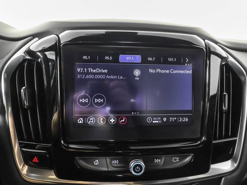 Used 2023 Chevrolet Traverse LT FWD image 28
