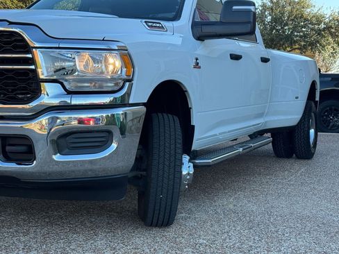 Used 2023 RAM 3500 Tradesman w/ Chrome Appearance Group image 4
