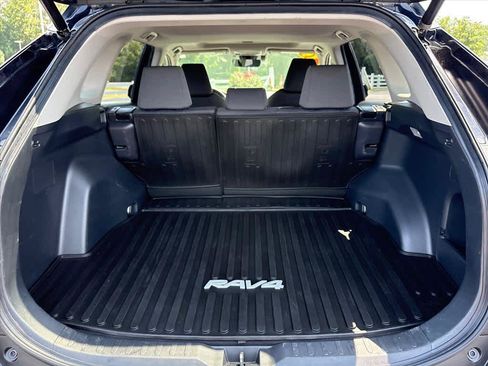 Used 2019 Toyota RAV4 XLE w/ Convenience Package AWD/4WD image 29