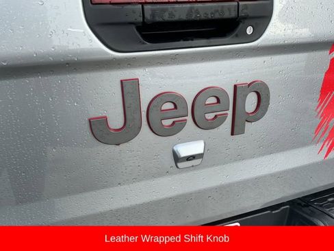 Used 2020 Jeep Gladiator Rubicon w/ LED Lighting Group image 21