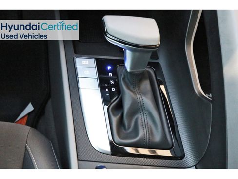 Certified 2025 Hyundai Elantra Sport image 28