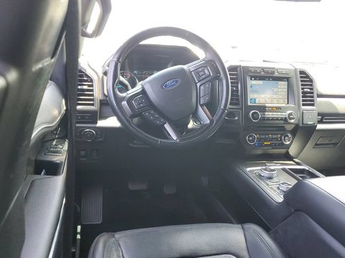 Used 2018 Ford Expedition Limited AWD/4WD image 10