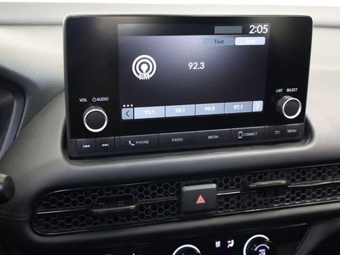 Used 2025 Honda HR-V LX image 23