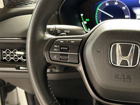 Used 2024 Honda Accord EX-L image 19