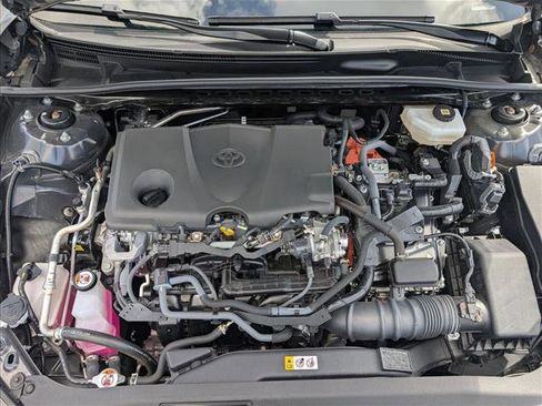 Used 2025 Toyota Camry LE image 21