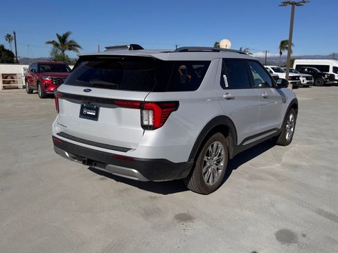 New 2026 Ford Explorer Platinum RWD image 12