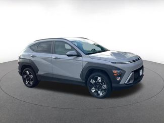 Used 2025 Hyundai Kona SEL video 2