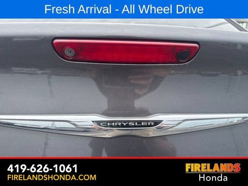 Used 2017 Chrysler 300 S w/ 300S Premium Group AWD/4WD image 36