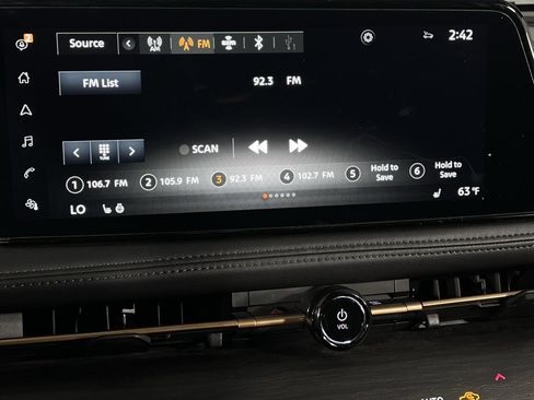 Used 2024 Nissan Ariya FWD image 21