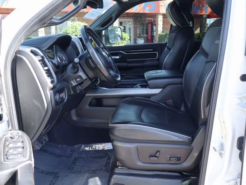 Used 2020 RAM 2500 Laramie w/ Night Edition image 19