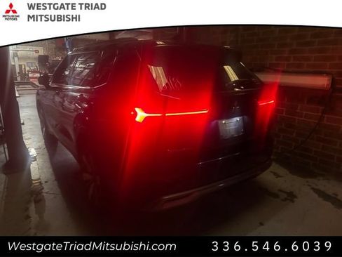 Used 2025 Mitsubishi Outlander SEL FWD image 7