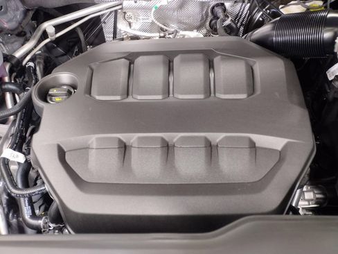 New 2026 Volkswagen Atlas Cross Sport SEL R-Line image 7