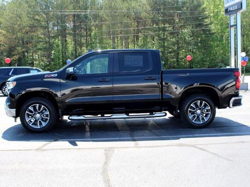 New 2025 Chevrolet Silverado 1500 LT image 9