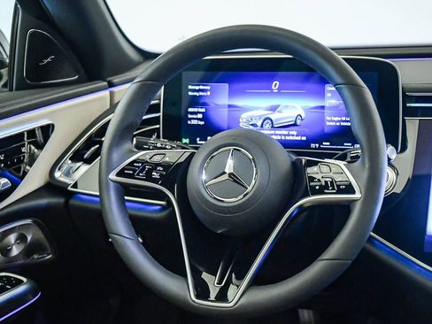 Used 2025 Mercedes-Benz E 450 4MATIC All-Terrain Wagon image 13