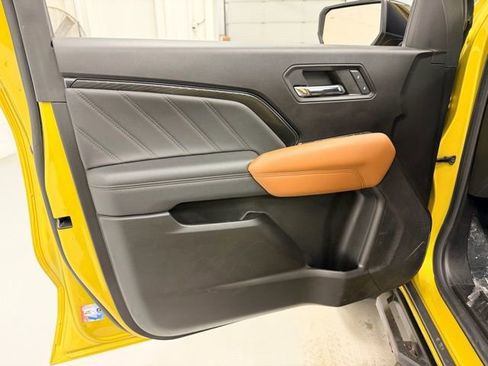 Certified 2023 GMC Canyon AT4 w/ Canyon Safety Plus Package image 21