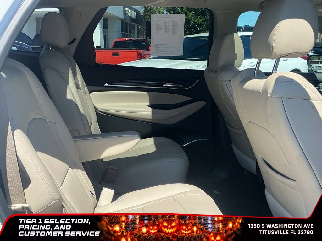Used 2021 Buick Enclave Essence w/ Sport Touring Edition FWD image 18