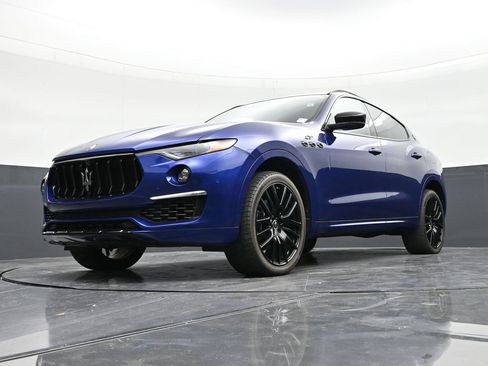 Used 2022 Maserati Levante GT image 20
