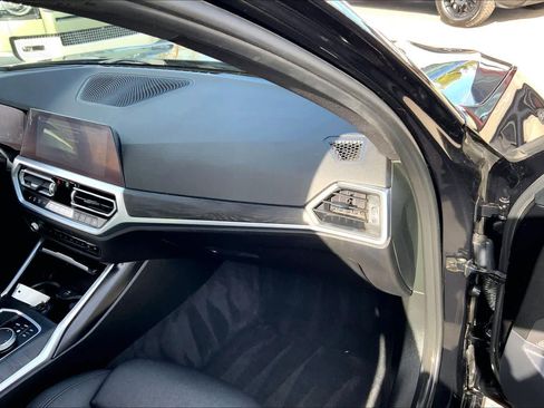 Used 2021 BMW 330e w/ Premium Package image 17