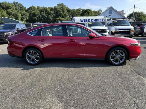 Used 2024 Honda Accord EX image 4