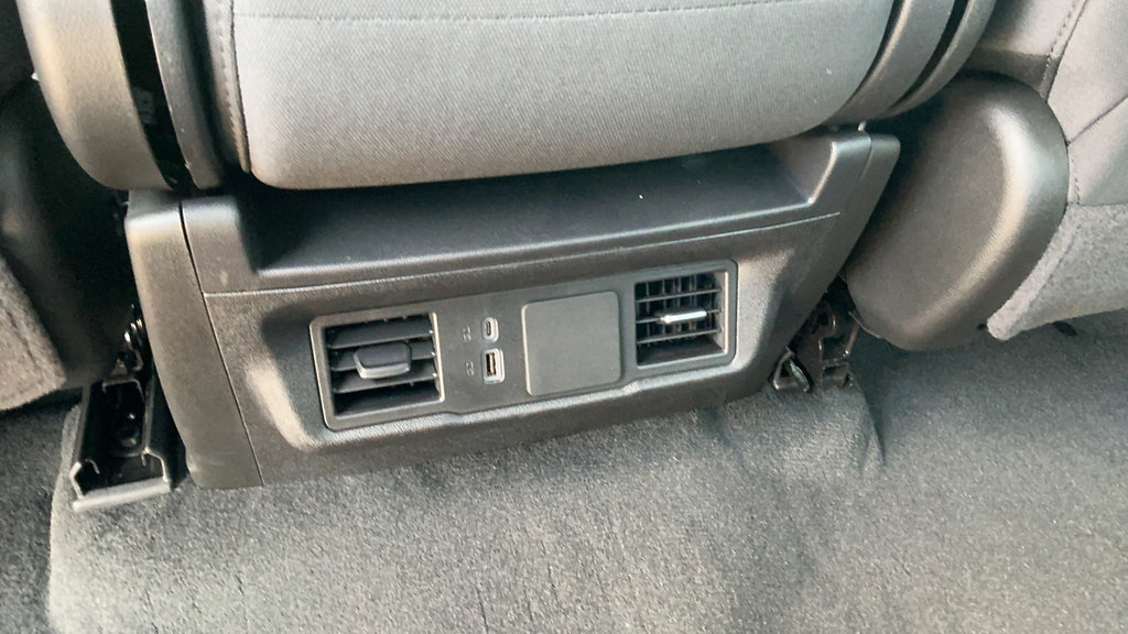 Used 2026 Chevrolet Silverado 1500 Custom w/ LPO, Dark Essentials Package AWD/4WD image 10