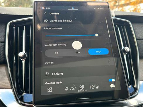 New 2026 Volvo XC90 T8 Plus image 33