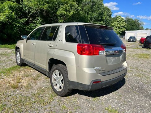 Used 2015 GMC Terrain SLE AWD/4WD image 3