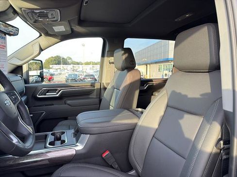 New 2026 Chevrolet Silverado 2500 LTZ w/ LTZ Plus Package image 13