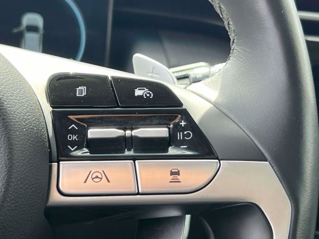 Certified 2023 Hyundai Tucson Limited AWD/4WD image 23