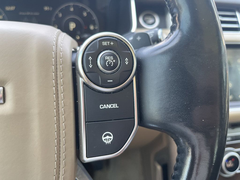 Used 2017 Land Rover Range Rover HSE AWD/4WD image 21