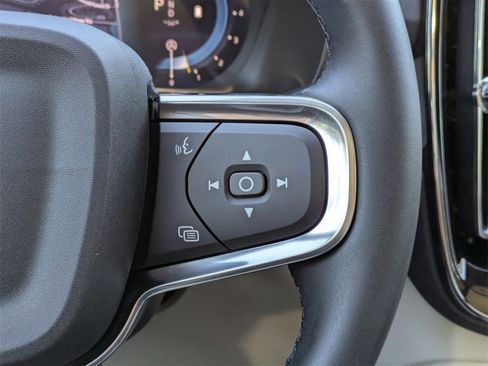 New 2025 Volvo XC40 B5 Plus w/ Climate Package image 26