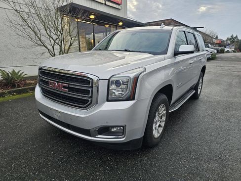 Used 2017 GMC Yukon SLE image 2