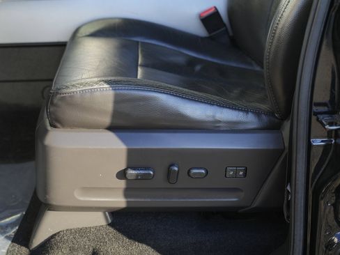 Used 2013 Ford Expedition EL Limited image 24