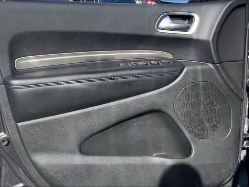 Used 2019 Dodge Durango SXT w/ 3rd Row Seating Group image 20