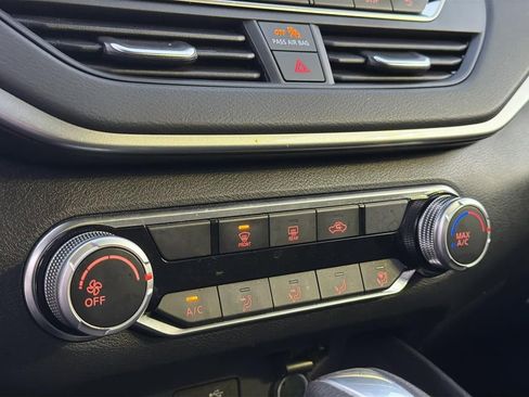 Certified 2024 Nissan Altima 2.5 S image 24