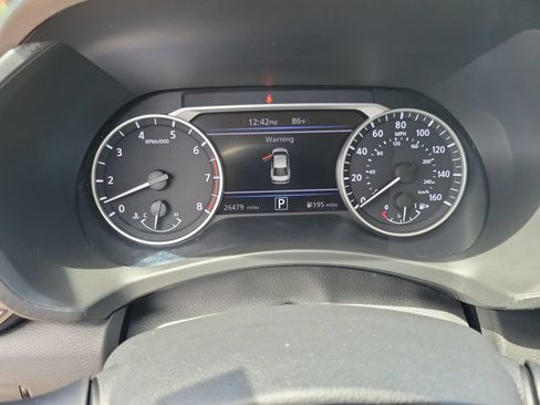 Used 2023 Nissan Sentra SR w/ Midnight Edition Package FWD image 18