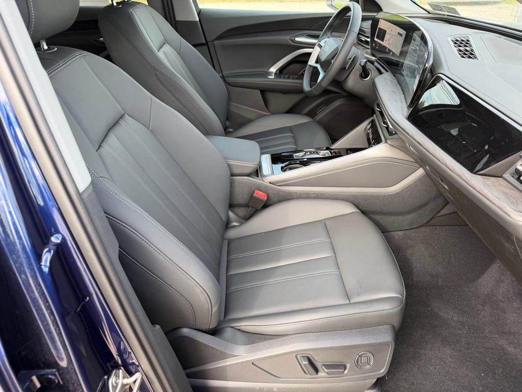 New 2026 Audi Q5 Premium AWD/4WD image 9